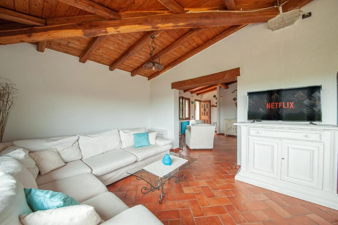 Villa Con Piscina Nelle Colline Della Gallura أرتْساكينا